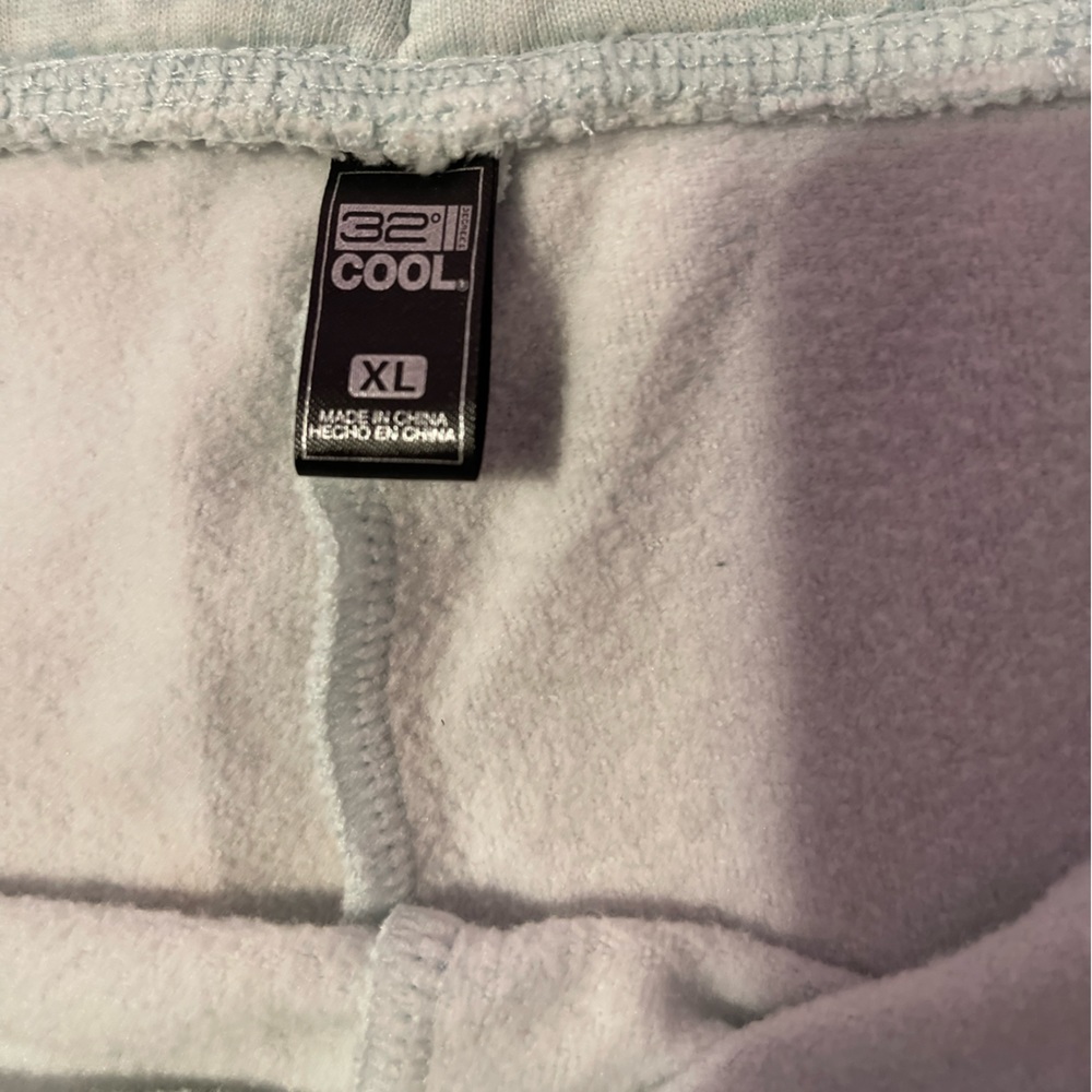 Short - Picture 2 of 3